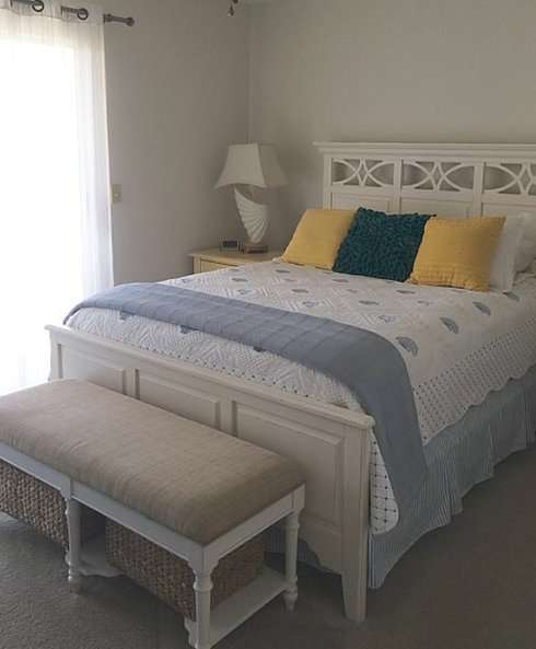 Elegant room with yellow pillows